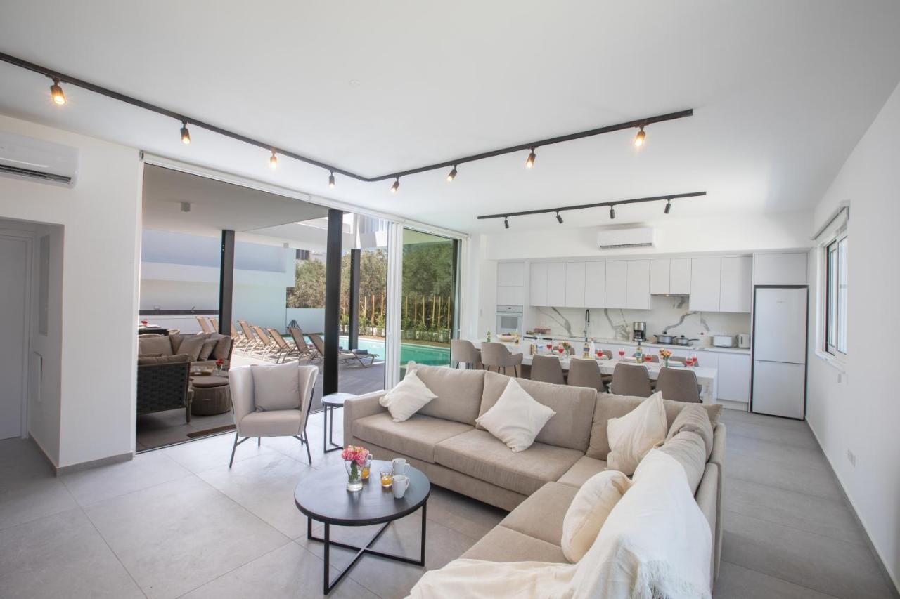 Kube Luxury Villas 아이아 나파 외부 사진