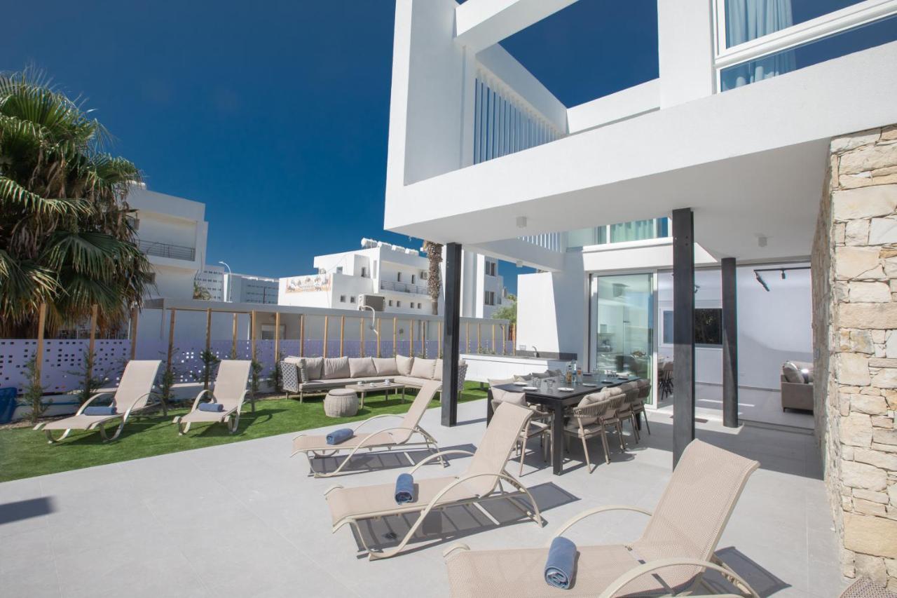 Kube Luxury Villas 아이아 나파 외부 사진