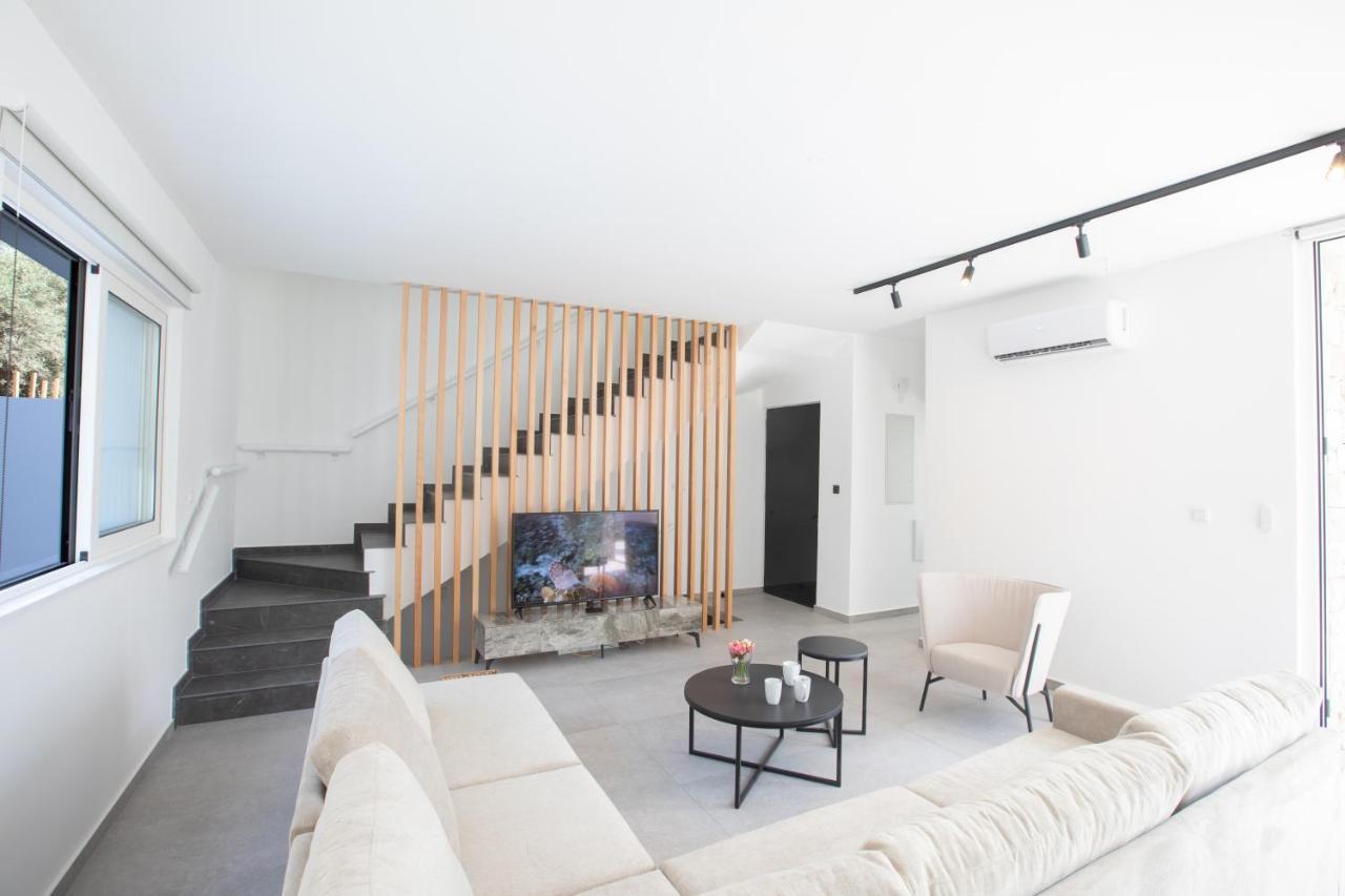Kube Luxury Villas 아이아 나파 외부 사진