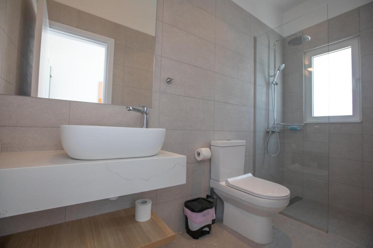 Kube Luxury Villas 아이아 나파 외부 사진