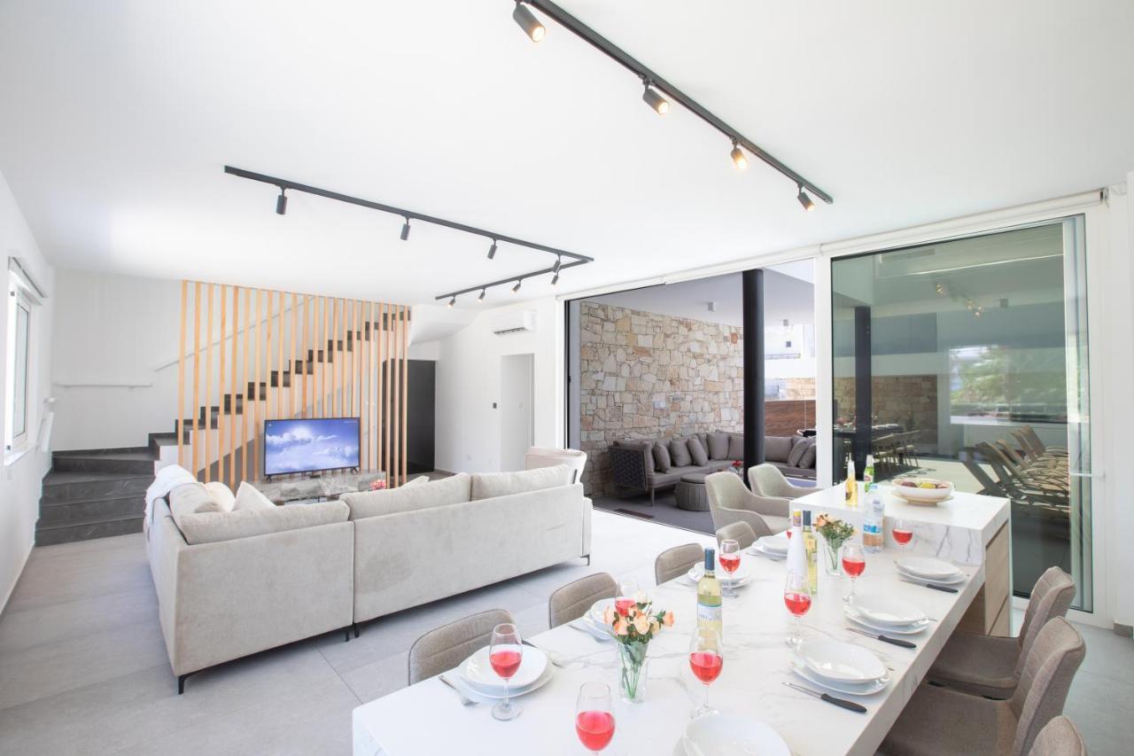 Kube Luxury Villas 아이아 나파 외부 사진