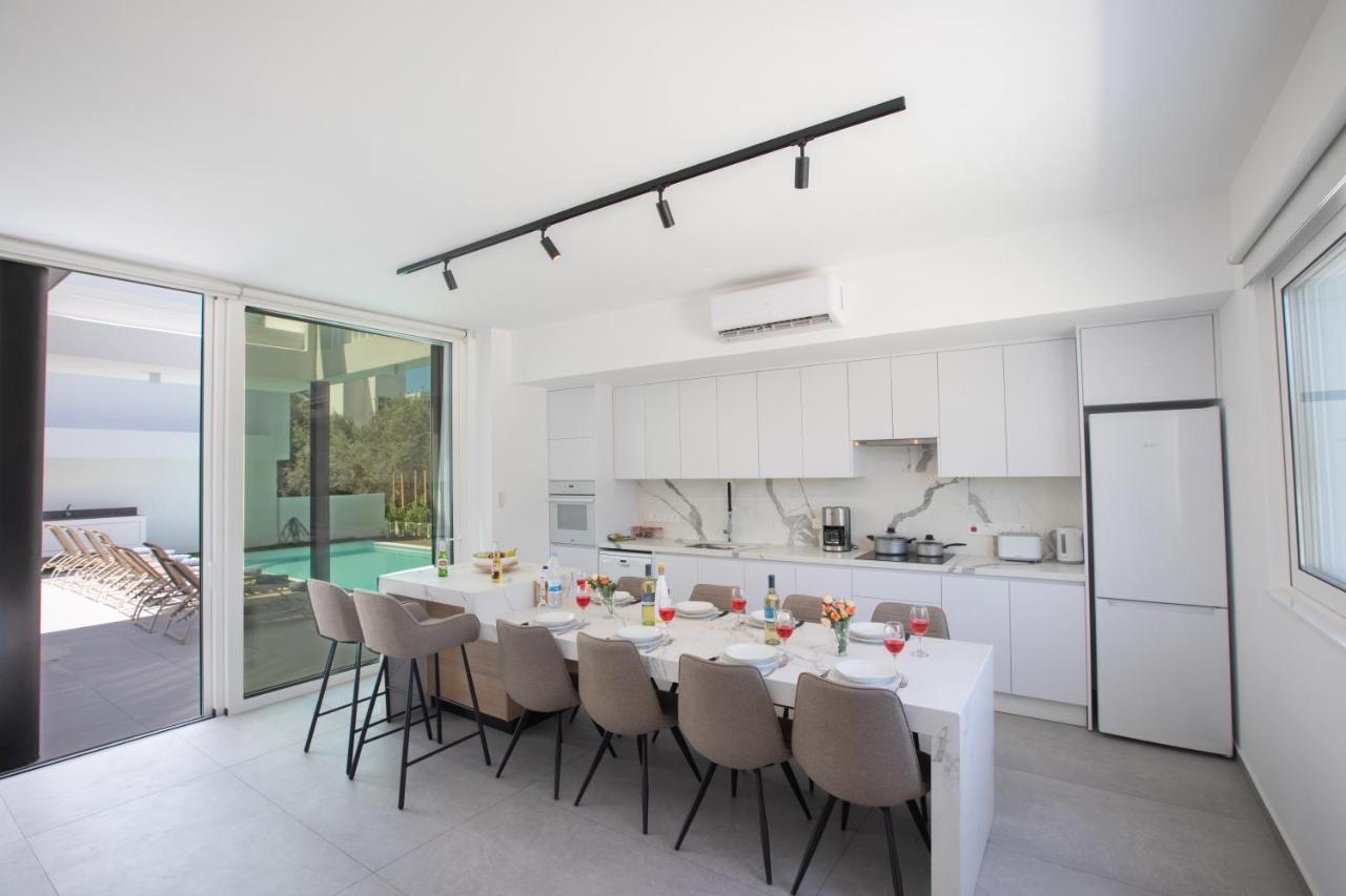 Kube Luxury Villas 아이아 나파 외부 사진