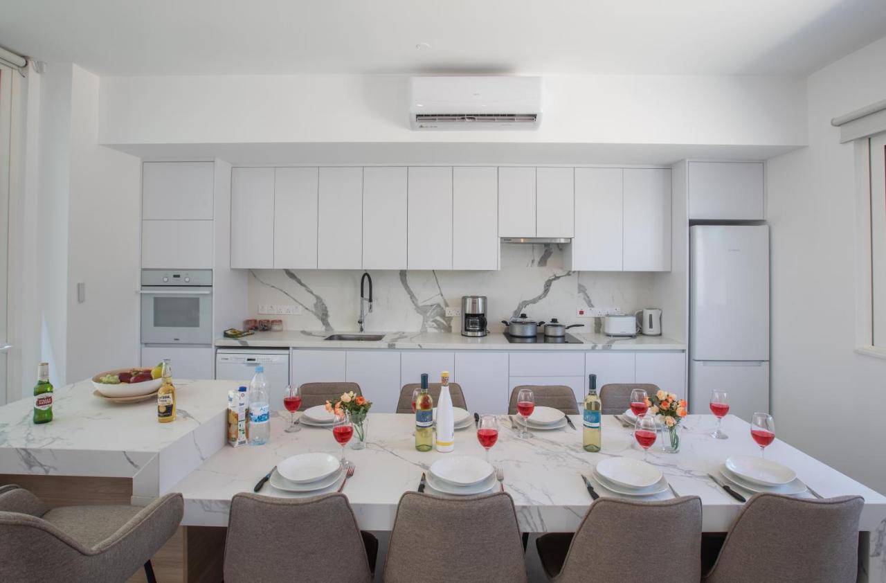 Kube Luxury Villas 아이아 나파 외부 사진